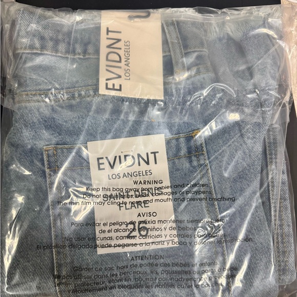 🆕 NWT Evidnt Saint-Denis Flare Jeans 26 - Picture 7 of 7
